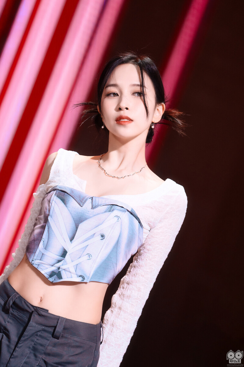 230319 TWICE Mina - 'SET ME FREE' at Inkigayo documents 1