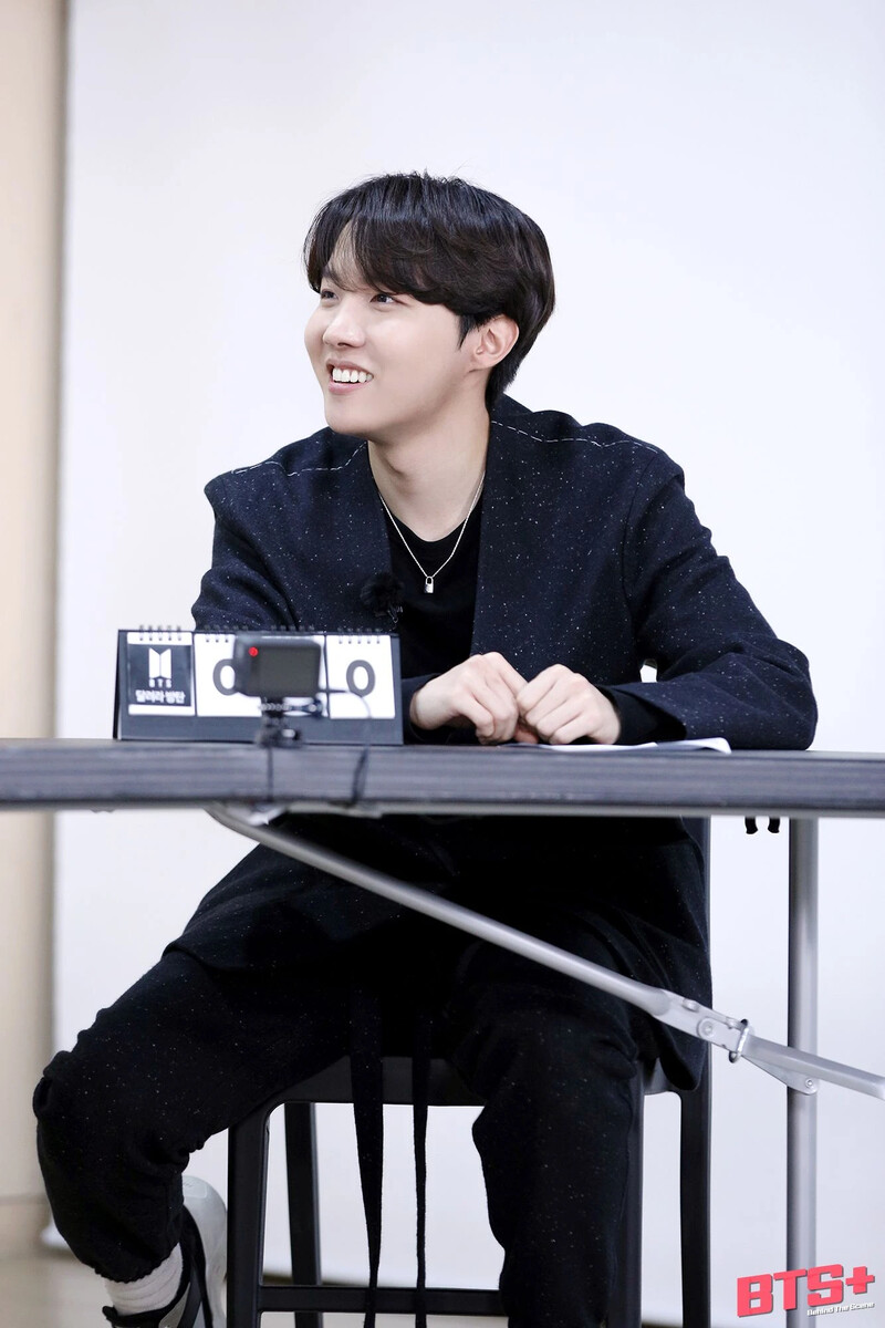 [Behind cut] 210407 Run BTS! - EP.136 documents 7