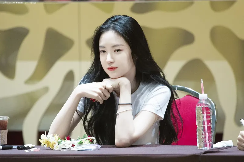 Naeun1668.jpg