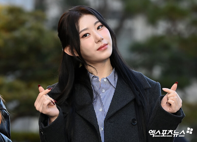 240119 ITZY Chaeryeong - Music Bank Commute documents 1