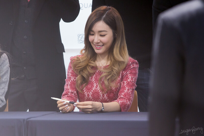 151127 Girls' Generation Tiffany at Louis Quatorze Busan Fansign documents 10