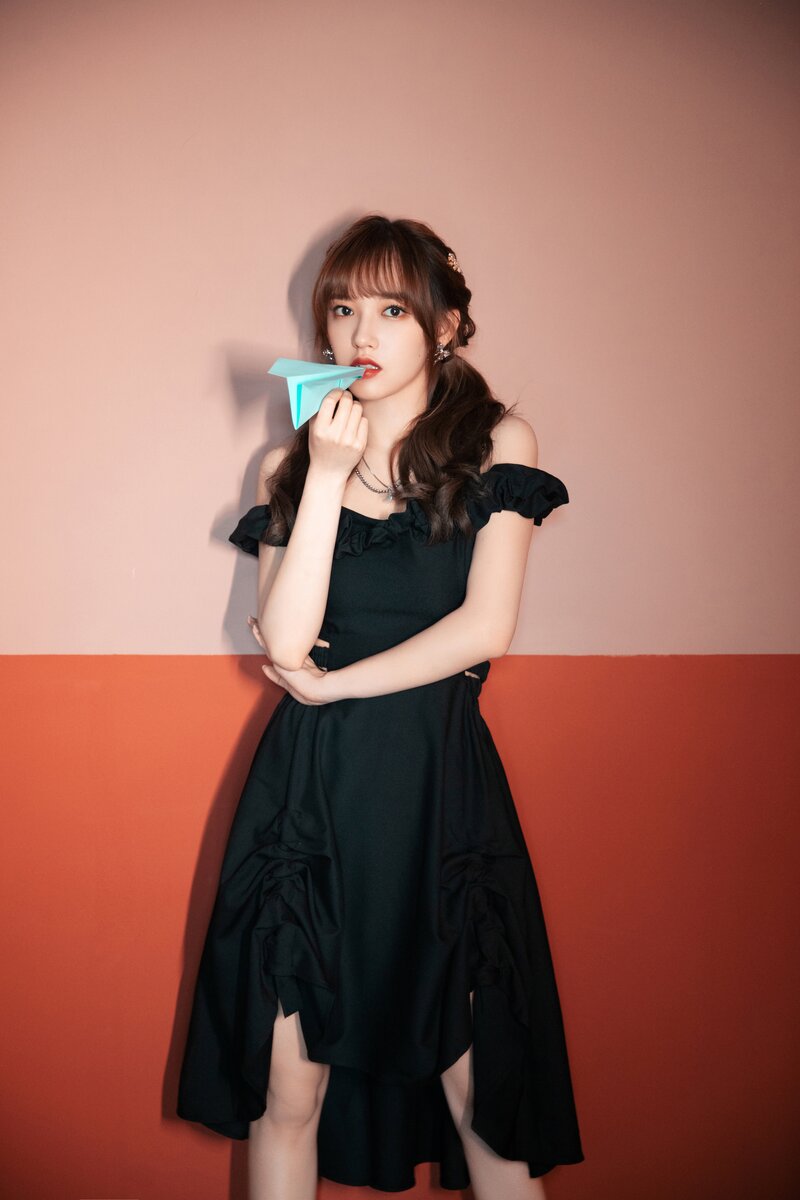 210816 Cheng Xiao Weibo Studio Update - Boom Heart Promotion Photos documents 8
