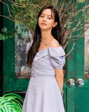 200828 amazingsat_official Instagram Update with Hyeri