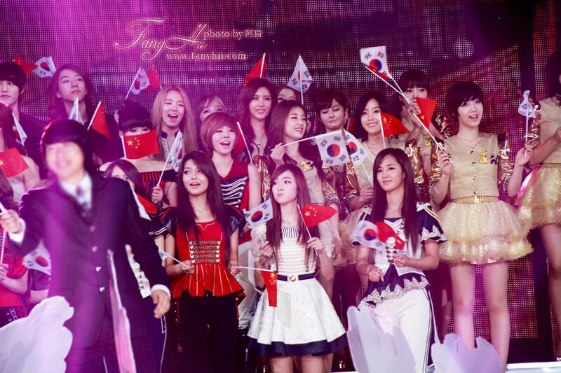 111108 Girls' Generation at Korea-China Festival documents 13