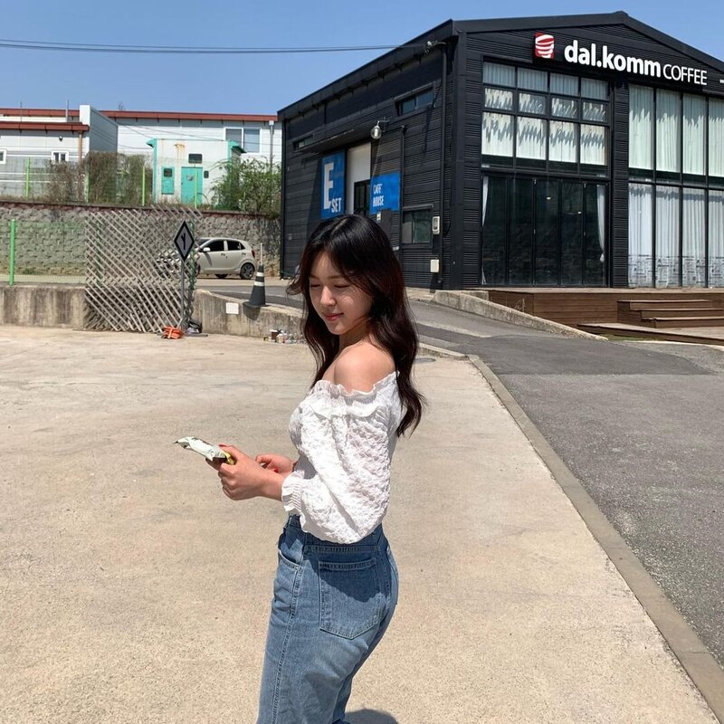 220518 DaSeul Instagram Update (MAKA MAKA) documents 2
