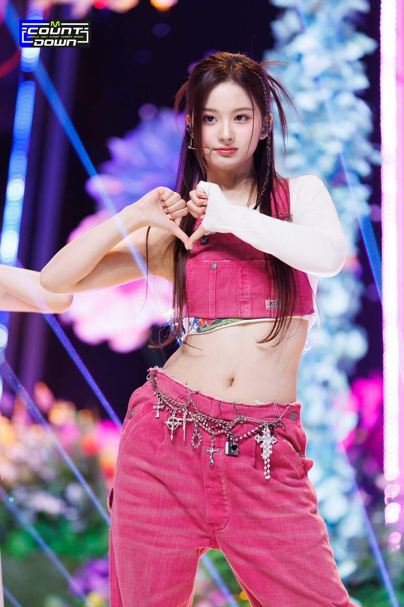 230323 NMIXX Sullyoon 'Love Me Like This' at M Countdown documents 9