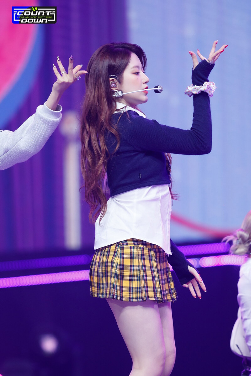 230601 (G)I-DLE Shuhua - 'Queencard' at M COUNTDOWN documents 3