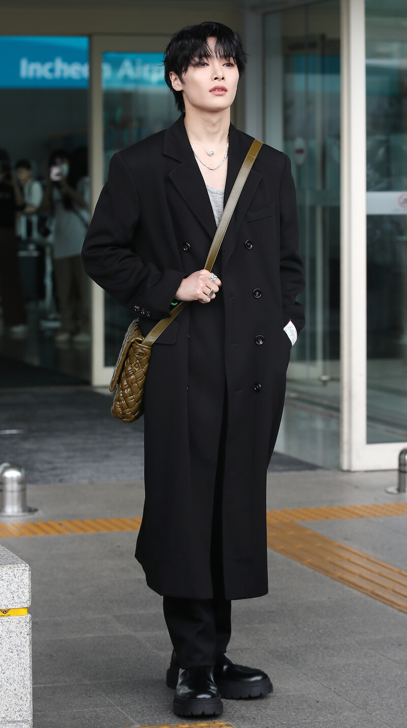 240920 StrayKids I.N at Incheon International Airport documents 1