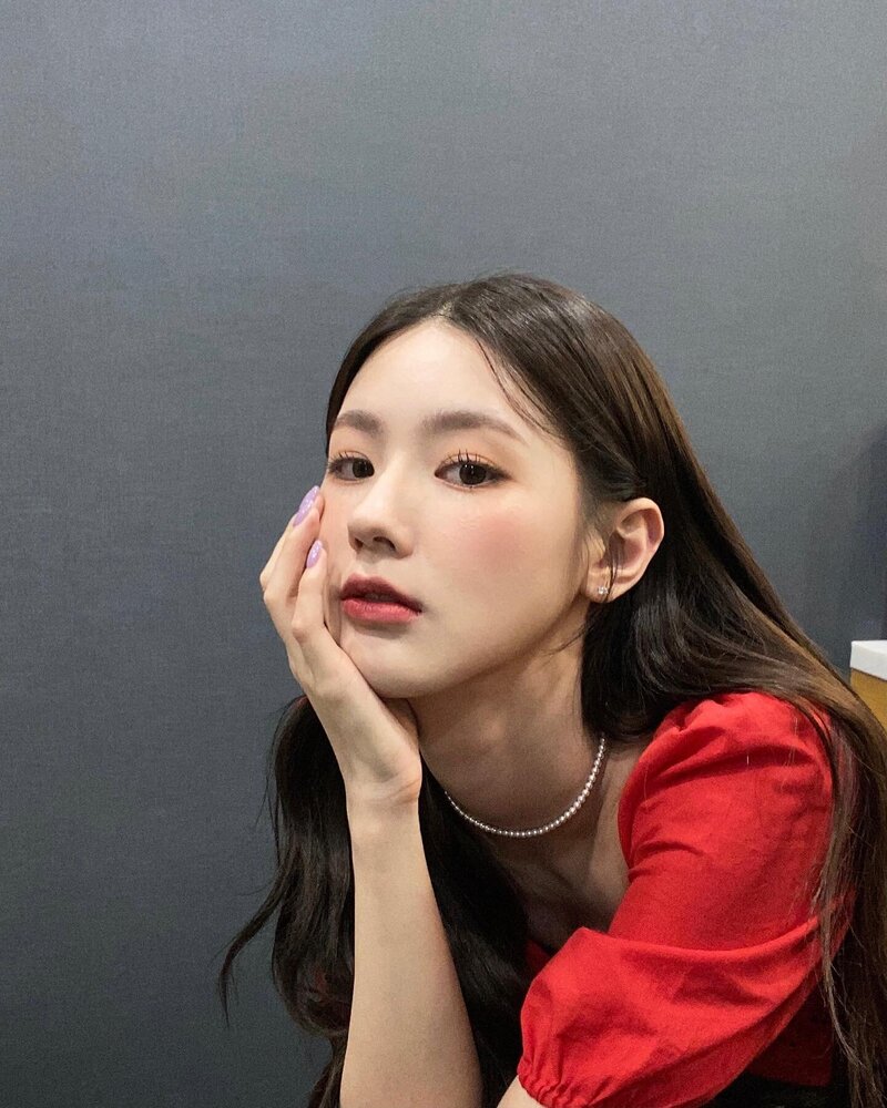 210902 (G)I-DLE Miyeon SNS Update documents 5