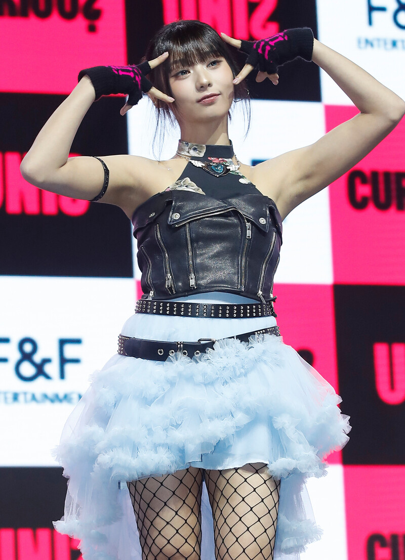 240806 UNIS Hyeonju - 'CURIOUS' Comeback Showcase documents 4