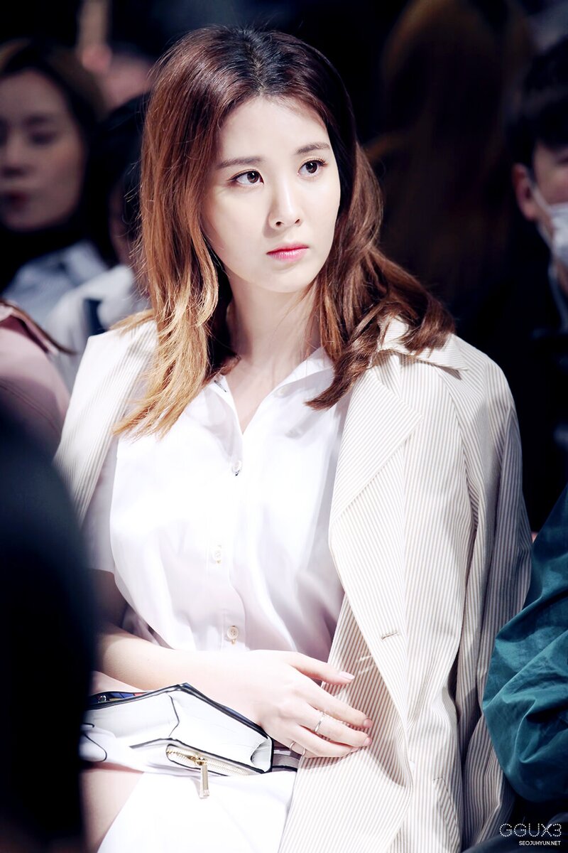 160322 Girls' Generation Seohyun at Seoul Fashion Week 'The Studio K' documents 9