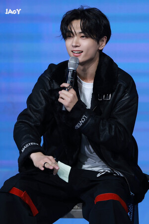 241130 JAY AT MUSIC CORE MINI FANMEETING