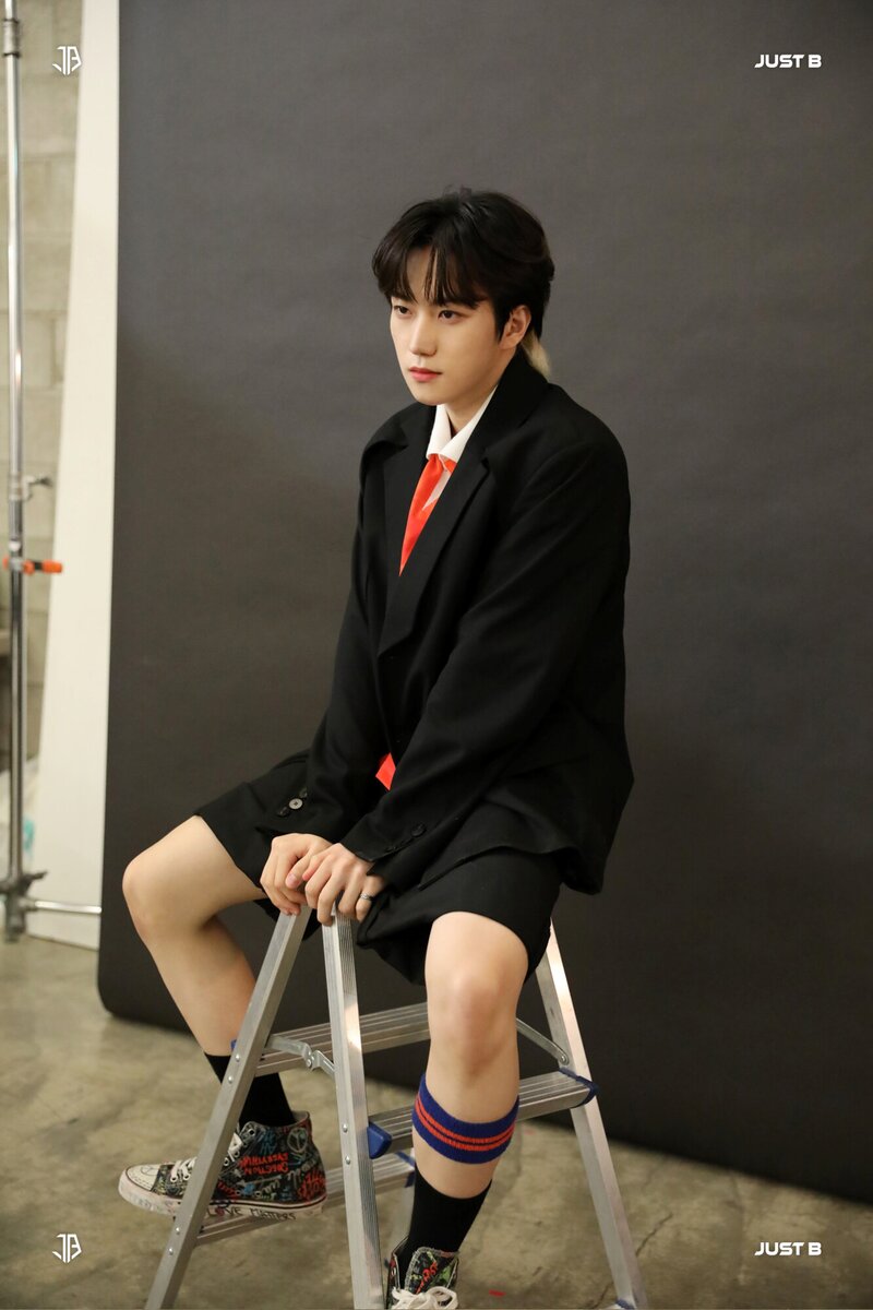 220516 - Naver - Rolling Stone Behind Photoshoot documents 10