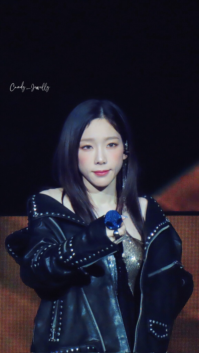 230604 Taeyeon - 'The Odd of Love' Concert in Seoul Day 2 documents 16