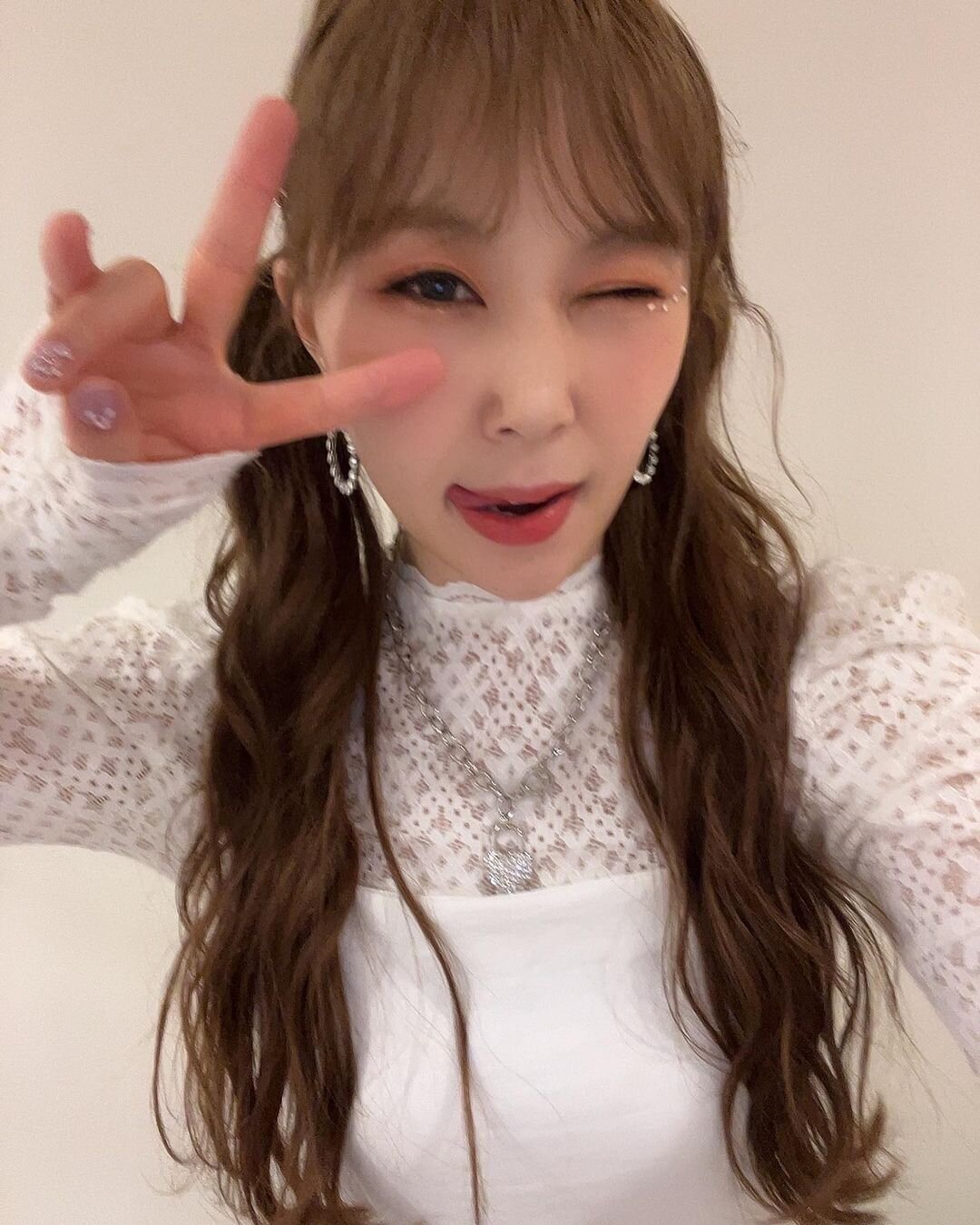 220428 - Miyu's Instagram Update | kpopping
