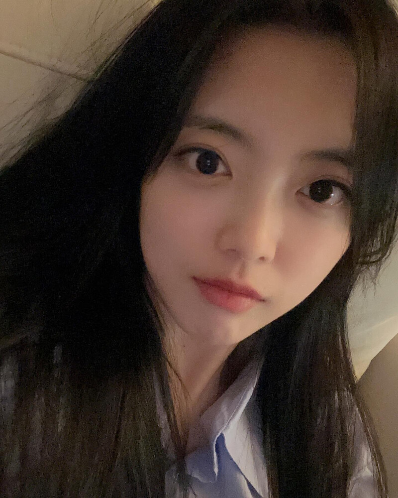 230602 Suyeon Instagram update documents 4