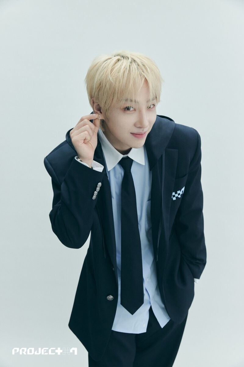 Kim Hyunwoo PROJECT7 Profile Photos documents 3