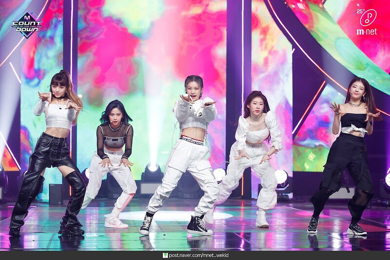 200326 ITZY - 'WANNABE' at M COUNTDOWN documents 4