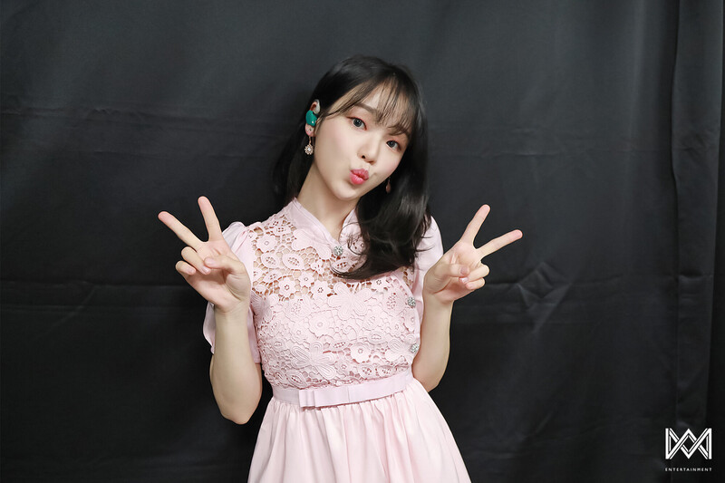 220323 WM Naver Post - OH MY GIRL - Year End Stages Behind documents 14