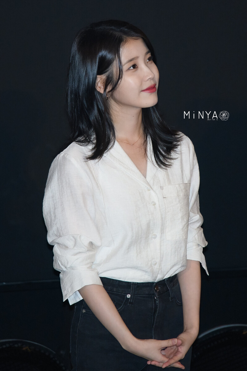 220612 IU- 'BROKER' Stage Greetings at Seoul documents 14