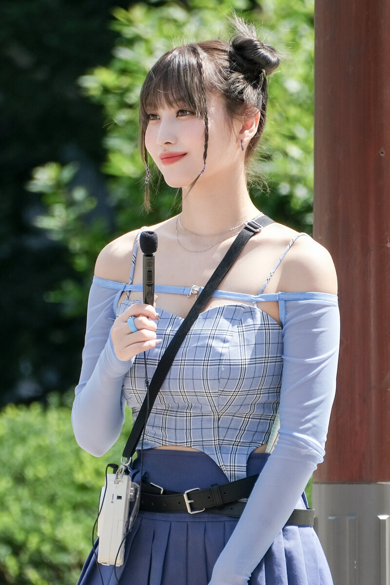 220903 TWICE Momo - Mini Fan Meeting documents 2