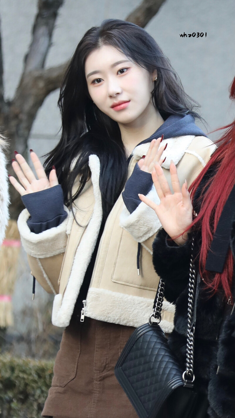 240126 ITZY Chaeryeong - Music Bank Commute documents 2