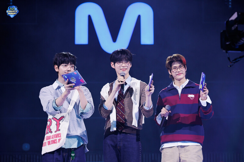 240229 MC Hanbin, Sohee, and Jaehyun at M Countdown documents 6