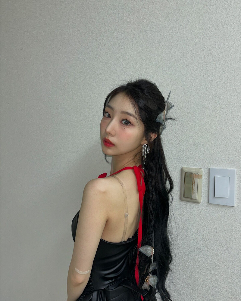 240904 - YeoJin Instagram Update documents 7