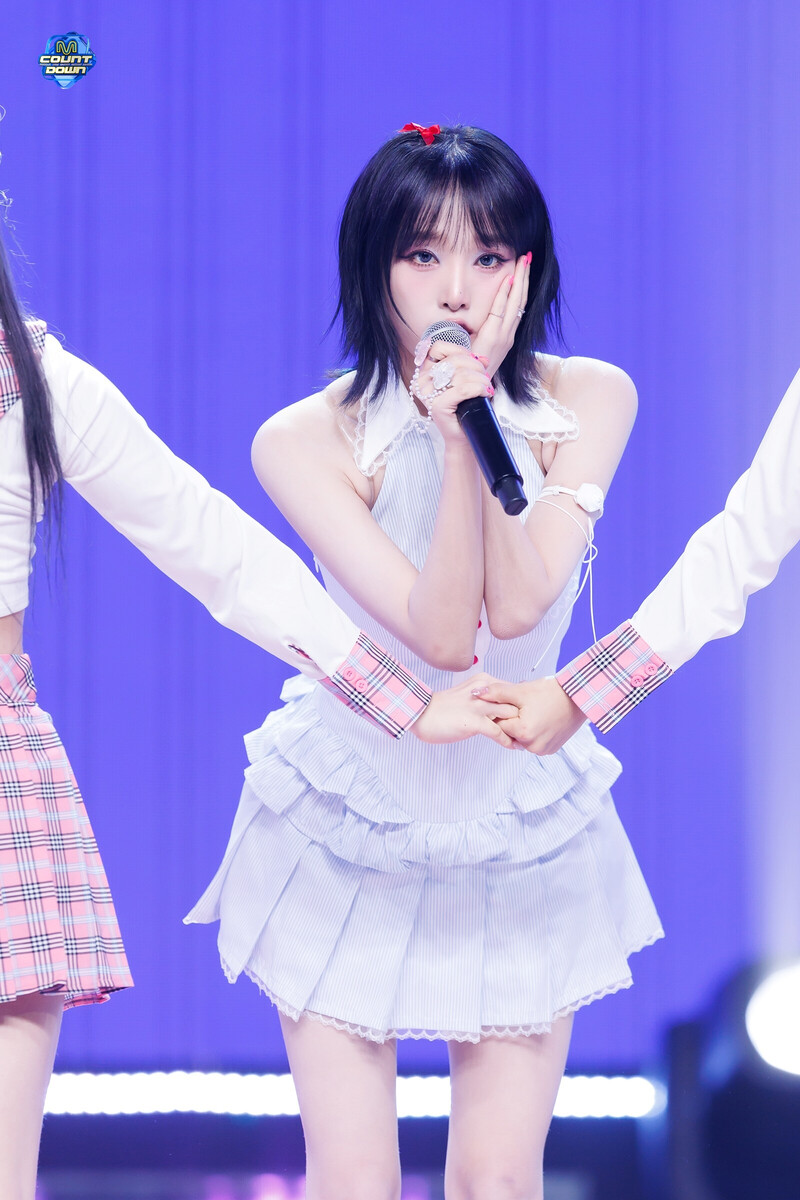 241003 YENA - 'Sugar' + 'NEMONEMO' at M Countdown documents 9