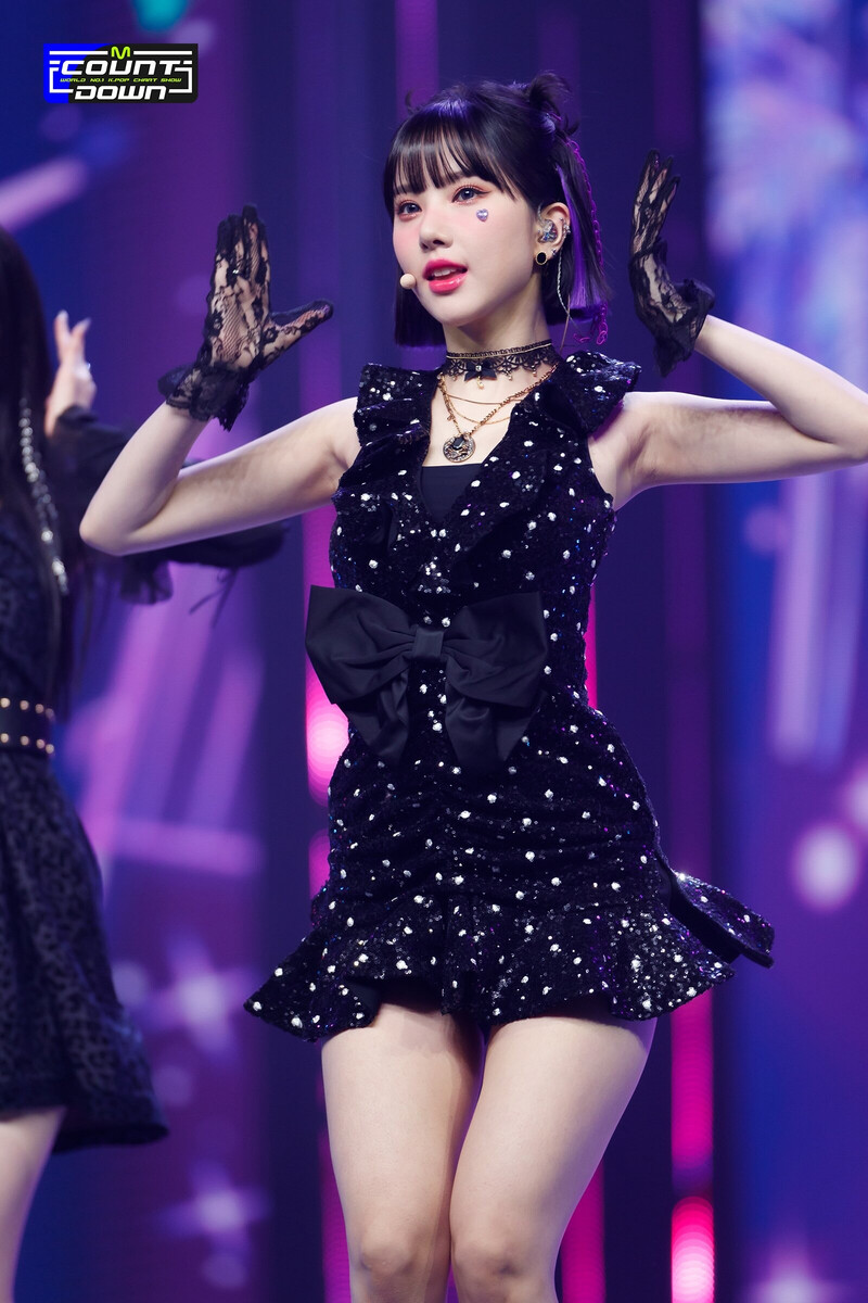 220217 VIVIZ - 'BOP BOP!' + Encore Stage at M Countdown documents 12