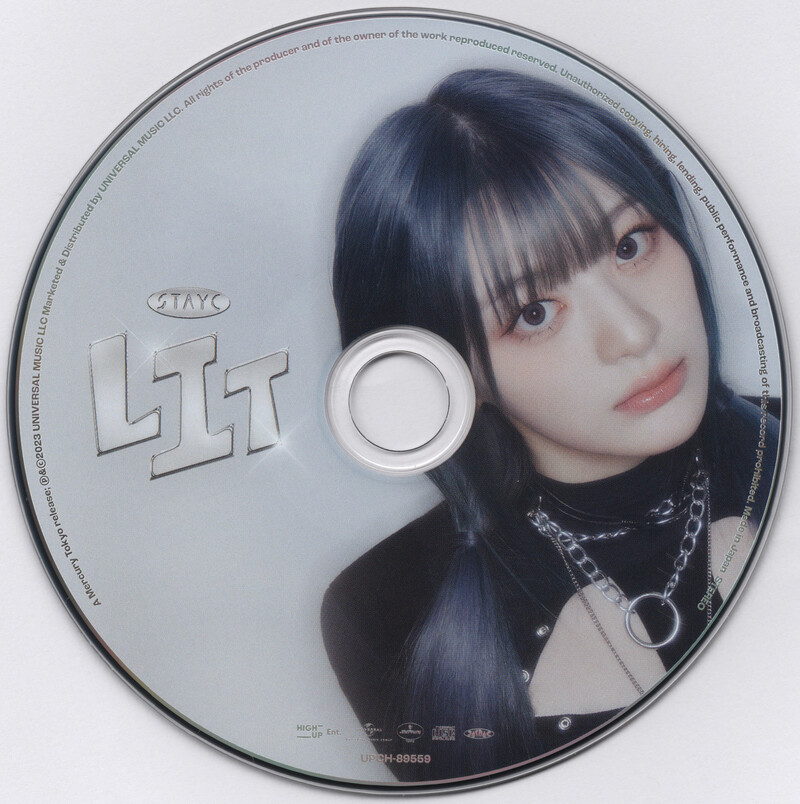 STAYC - Japan 3rd Single 'LIT' (Scans) documents 8