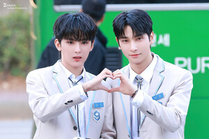 241110 Hangyul and Ling Qi - Starlight Boys Fan Meeting