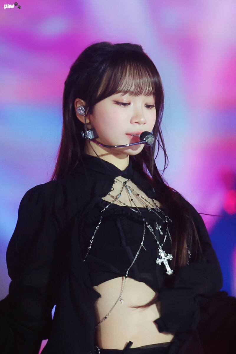 250104 Le sserafim Chaewon - at Golden Disc Awards 2025 documents 3