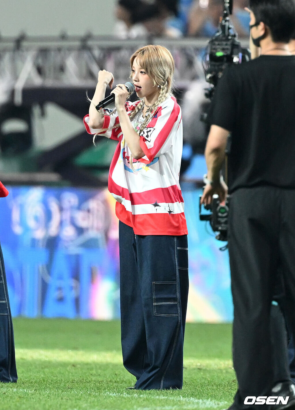 230731 (G)-IDLE Yuqi at Seoul World Cup Stadium | kpopping