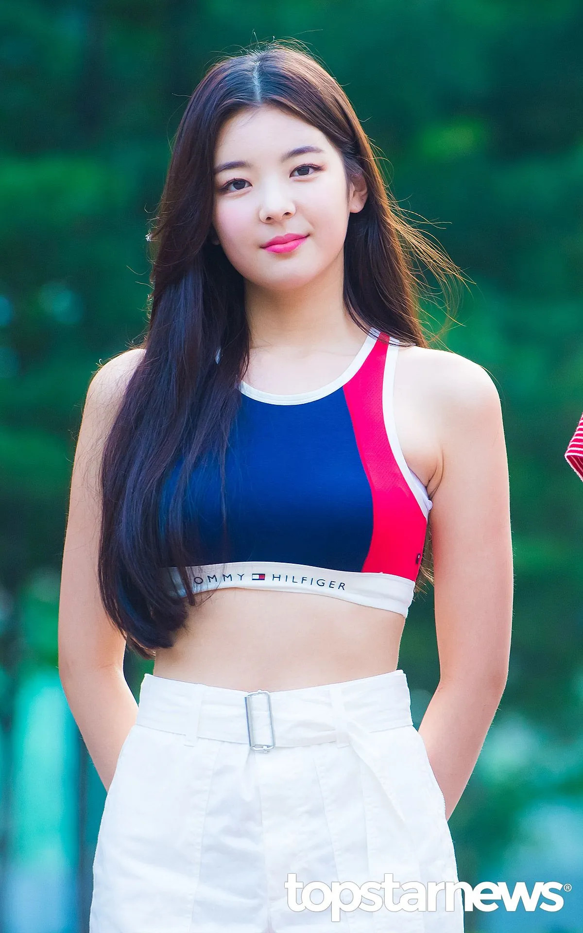 190802 ITZY Lia on the way to Music Bank | Kpopping