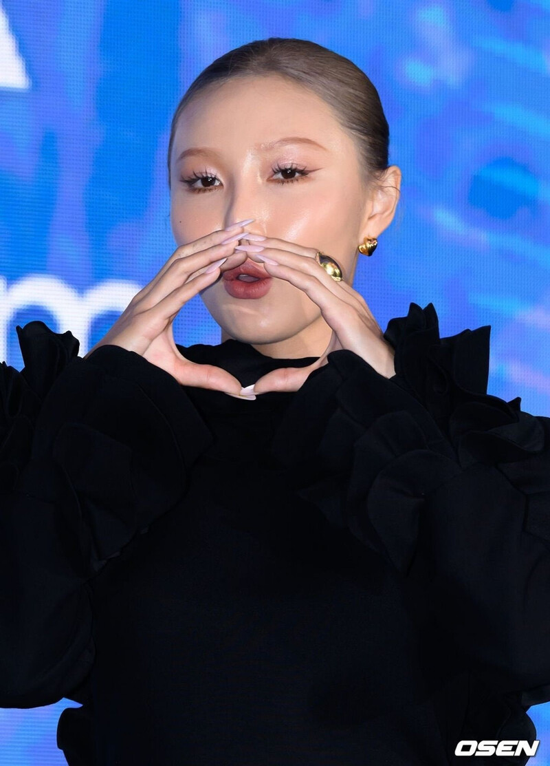 240919 #Hwasa 2nd Mini Album [O] Press Conference documents 3