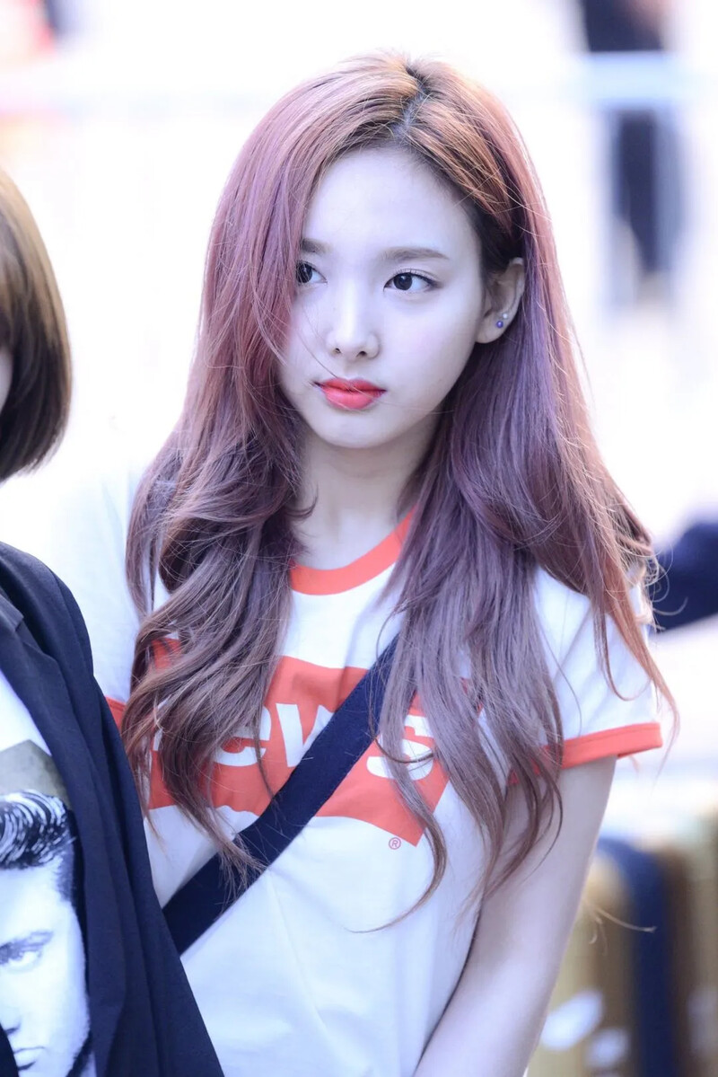 Nayeon47.jpg