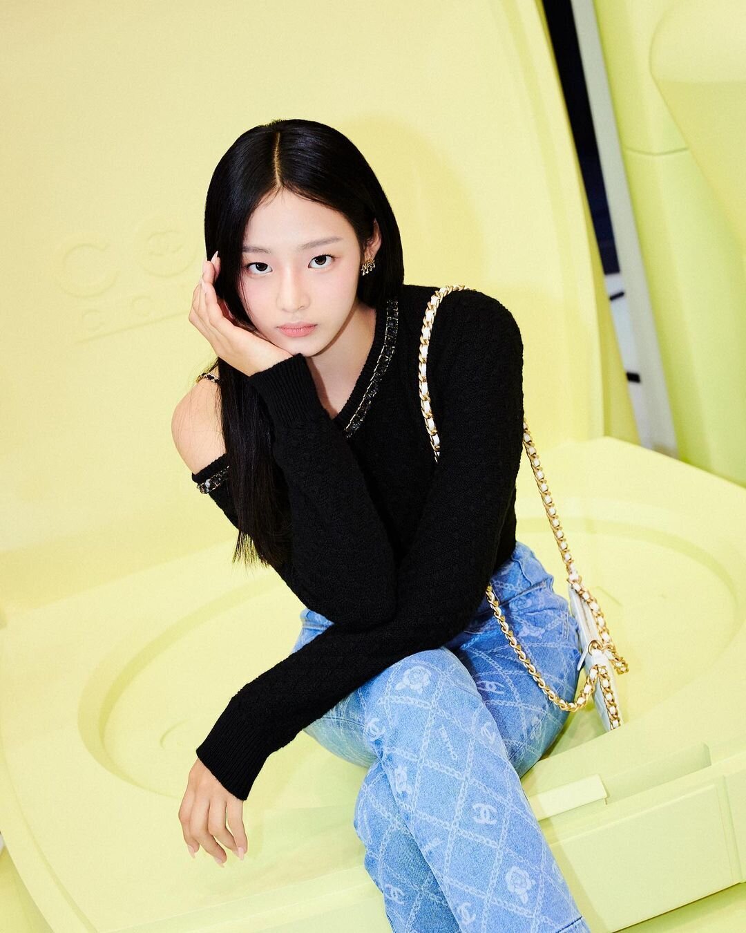 230704 NewJeans Instagram Update - Minji with CHANEL Beauty Korea at ...