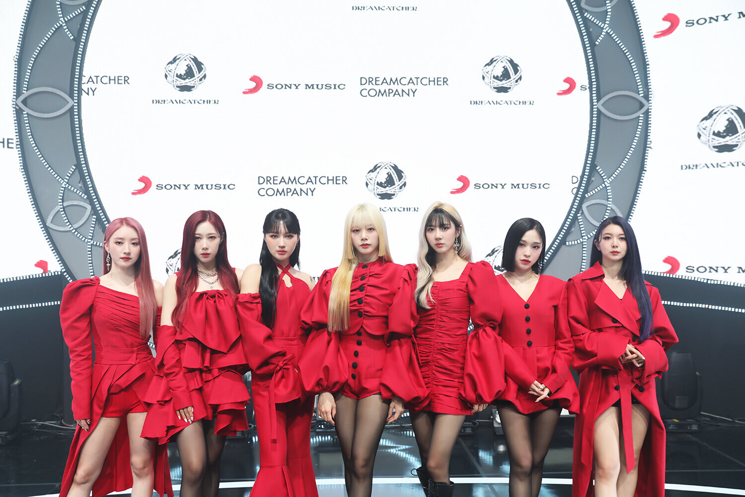 220412 Dreamcatcher - 'Apocalypse : Save us' Press Showcase | kpopping