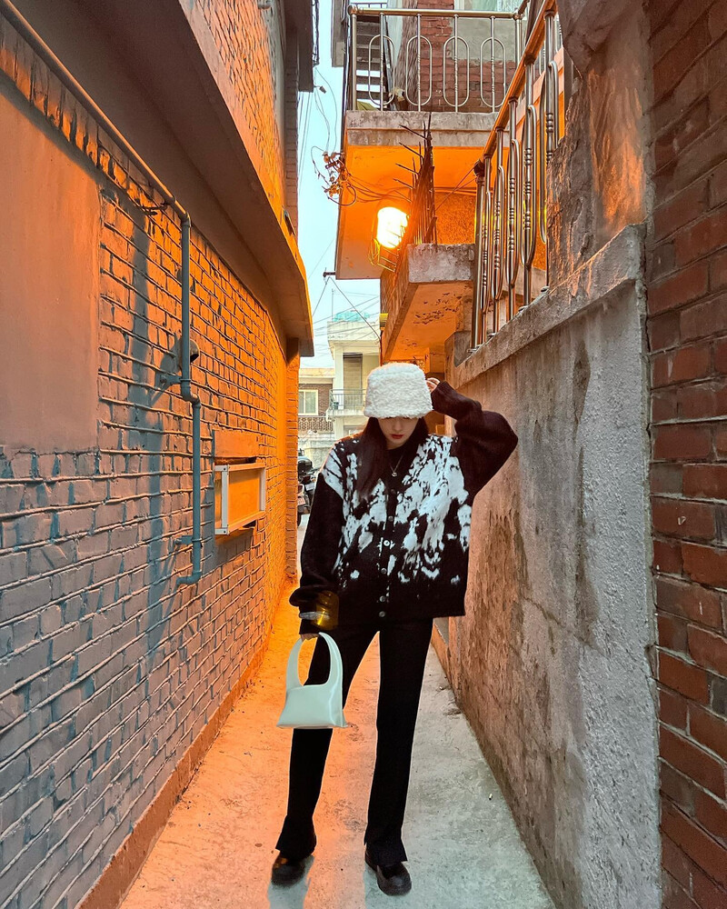 211128 Red Velvet Seulgi Instagram Update documents 4