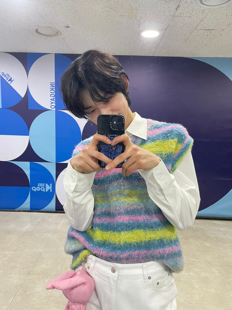 230129 TXT Twitter Update - Yeonjun documents 7