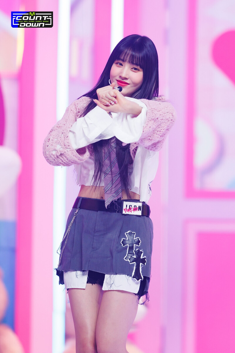 230216 STAYC Yoon - 'Teddy Bear' at M COUNTDOWN documents 5