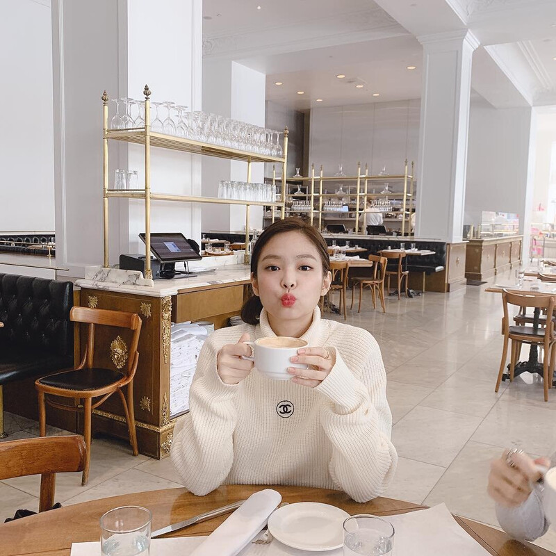 190207 BLACKPINK Jennie Instagram Update documents 4