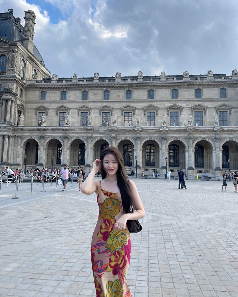 240907 (G)I-DLE Shuhua Instagram Update documents 7