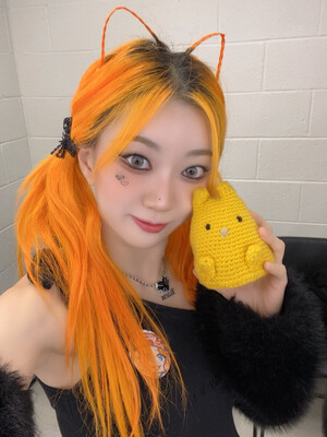 241009 - CRAXY Twitter Update with KARIN