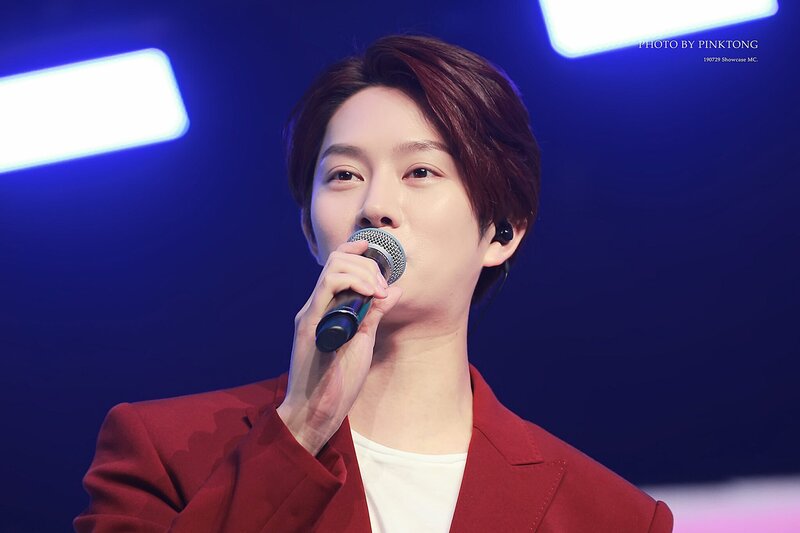190729 Heechul at ITZY 'Icy' Showcase documents 6