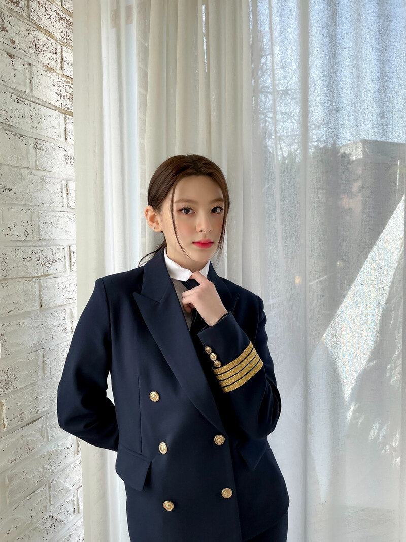 220429 STAYC Twitter Update - Seeun documents 2