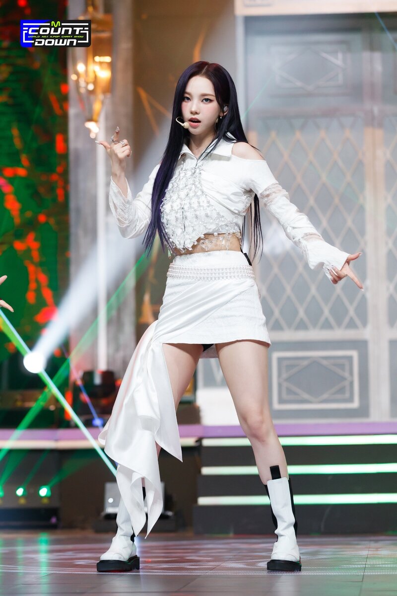 220714 aespa - 'Girls' at M Countdown documents 26