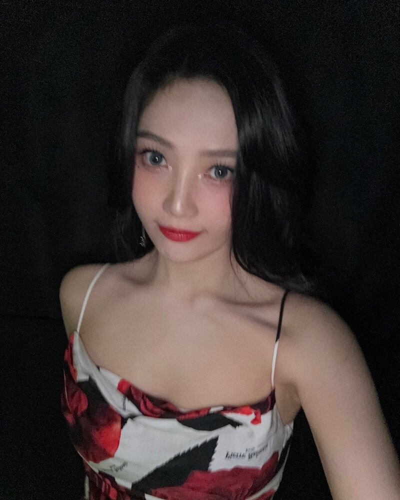 240719 Red Velvet Joy Instagram Update with Wendy documents 10