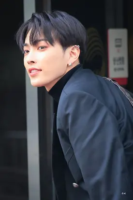 Hongjoong (ATEEZ) profile, age & facts (2024 updated) | kpopping